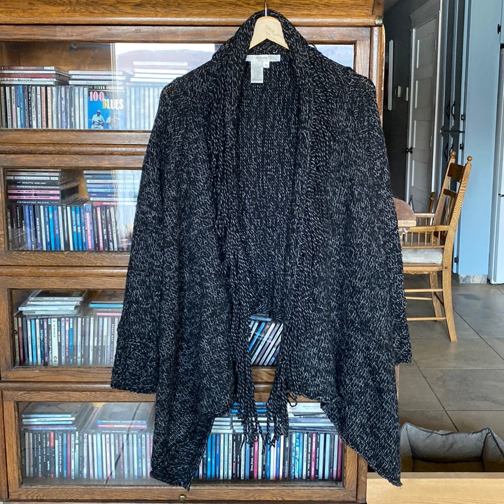 ‘Studio M’ Black/Light Grey Open Cardigan With Fringe Asymmetrical Hem Size Med